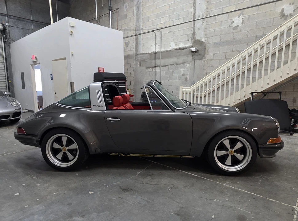 1985 Porsche 911 Carrera 3.2 - Image 7 of 31