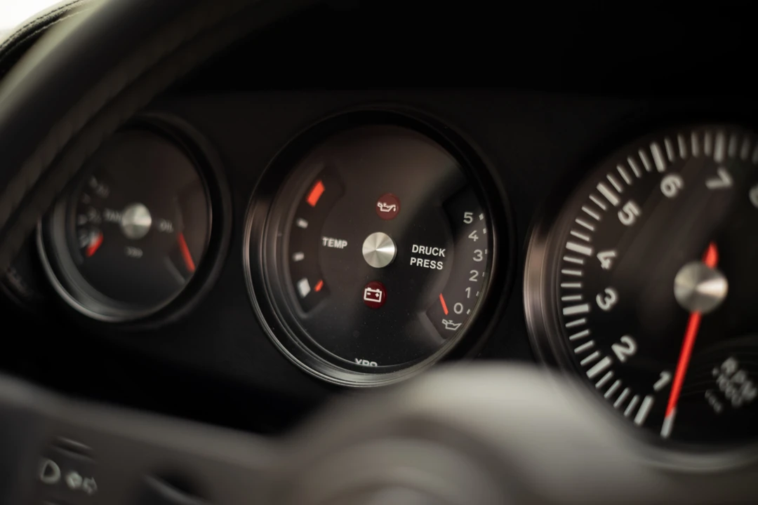 1985 Porsche 911 Carrera 3.2 - Image 28 of 31