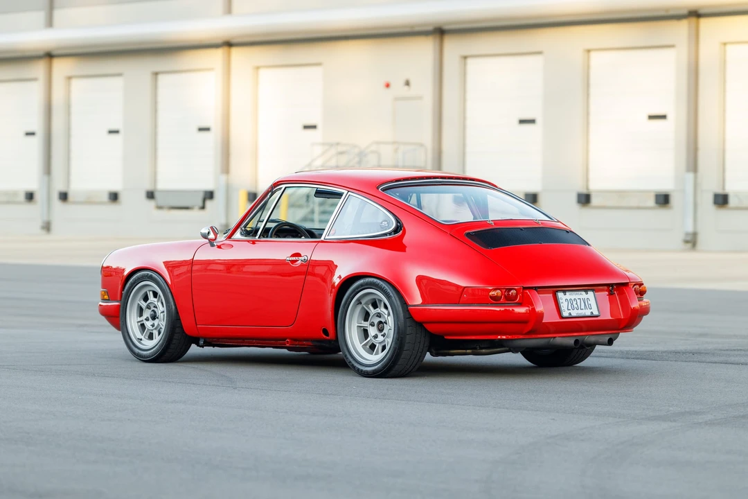 1986 Porsche 911 Carrera 3.2 - Image 30 of 31