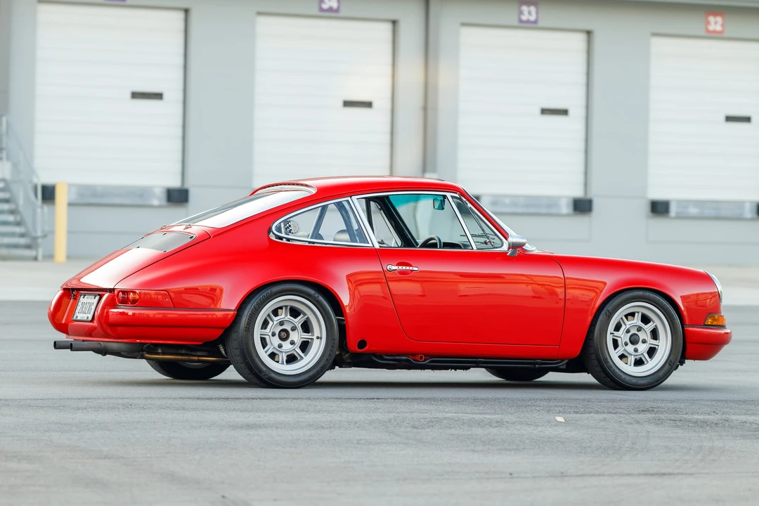 1986 Porsche 911 Carrera 3.2 - Image 16 of 31