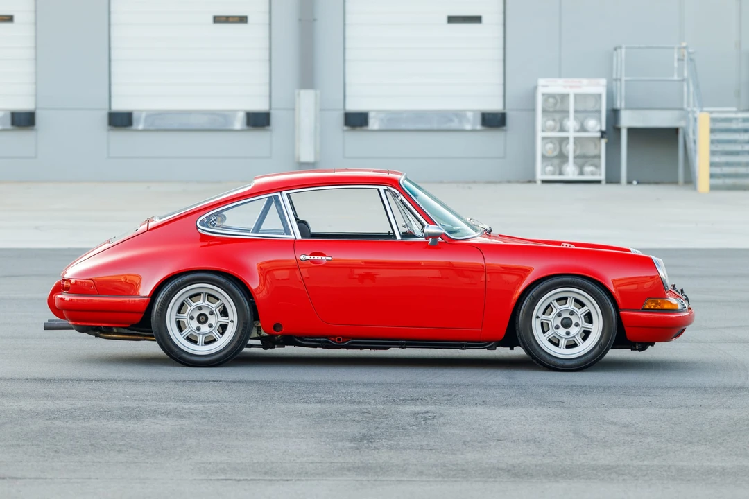 1986 Porsche 911 Carrera 3.2 - Image 15 of 31