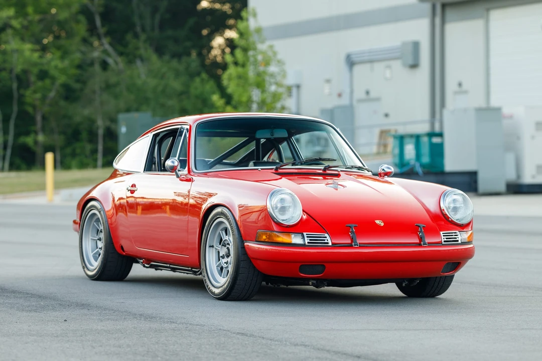 1986 Porsche 911 Carrera 3.2 - Image 11 of 31