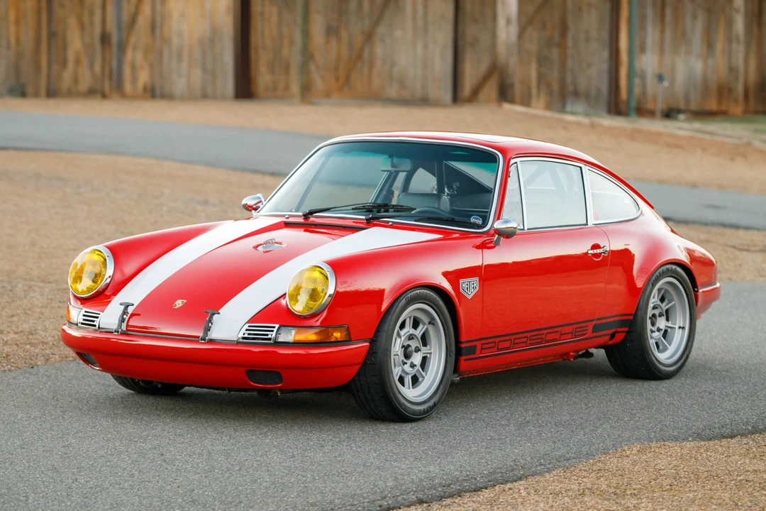 1986 Porsche 911 Carrera 3.2 - Image 2 of 31