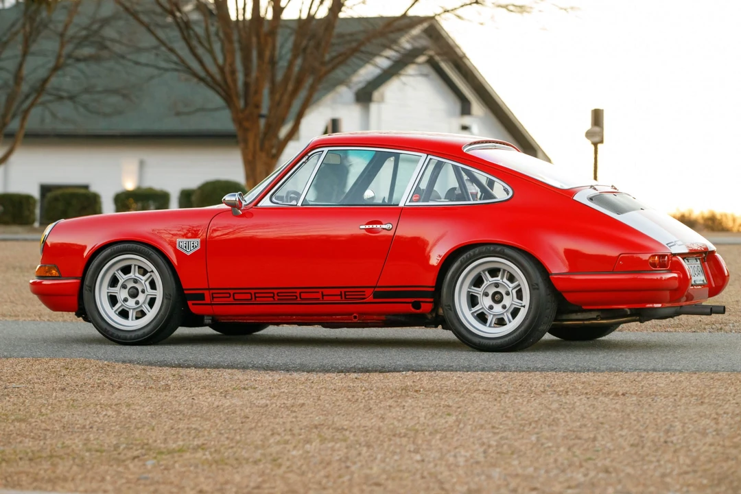 1986 Porsche 911 Carrera 3.2 - Image 23 of 31