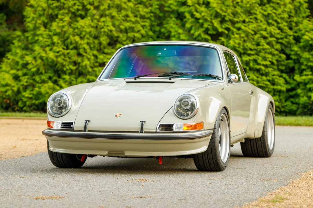 1987 Porsche 911 Carrera 3.2 - Image 2 of 31