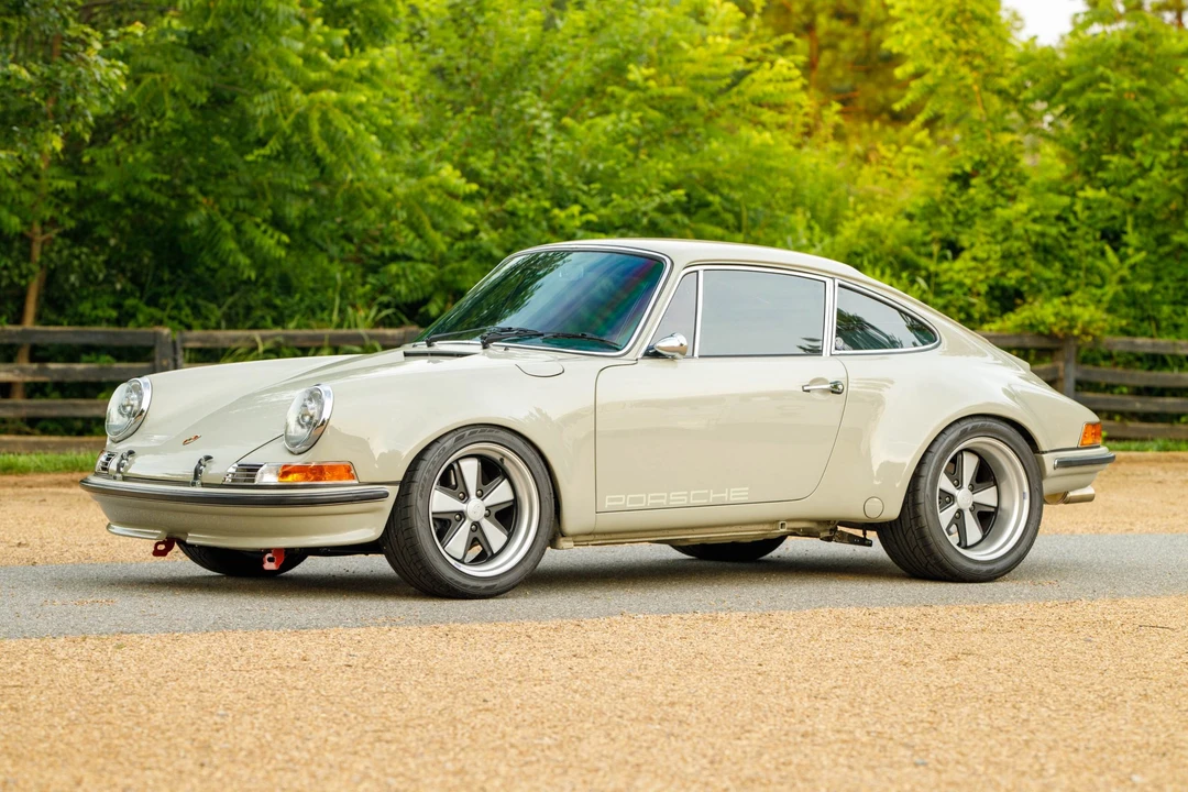 1987 Porsche 911 Carrera 3.2 - Image 6 of 31
