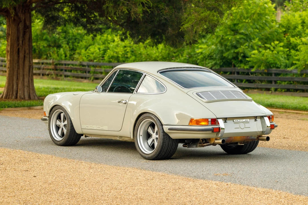 1987 Porsche 911 Carrera 3.2 - Image 8 of 31