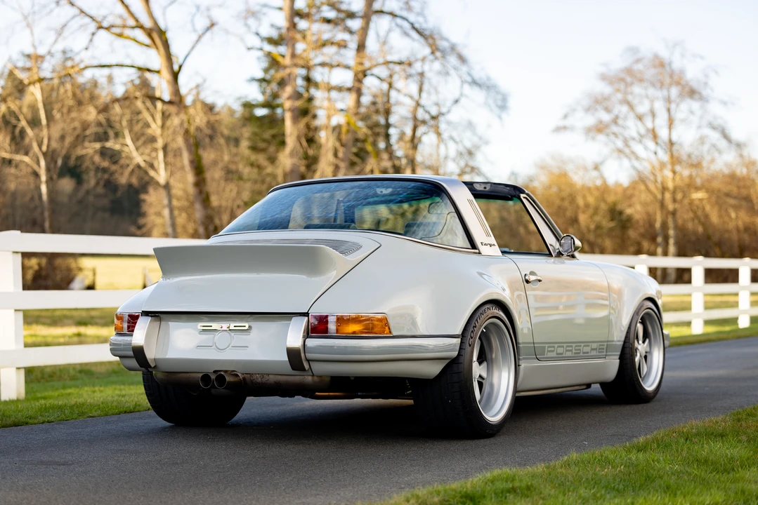 1987 Porsche 911 Carrera 3.2 - Image 12 of 31