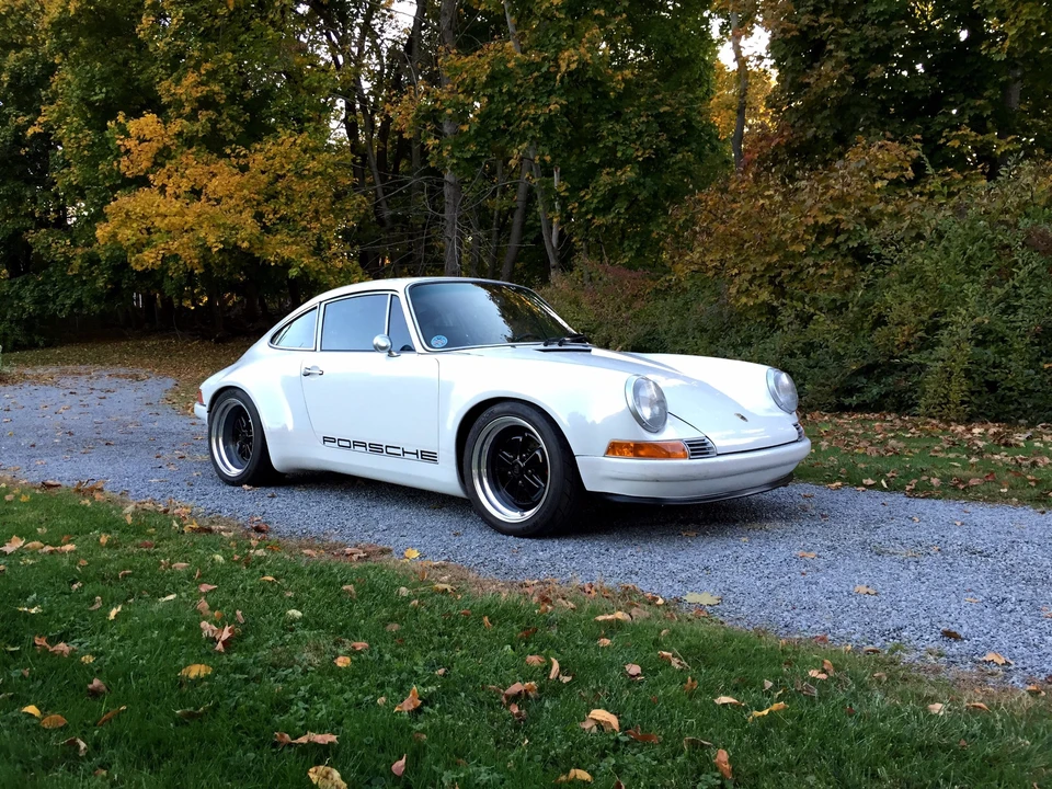 1987 Porsche 911 Carrera 3.2 - Image 2 of 31