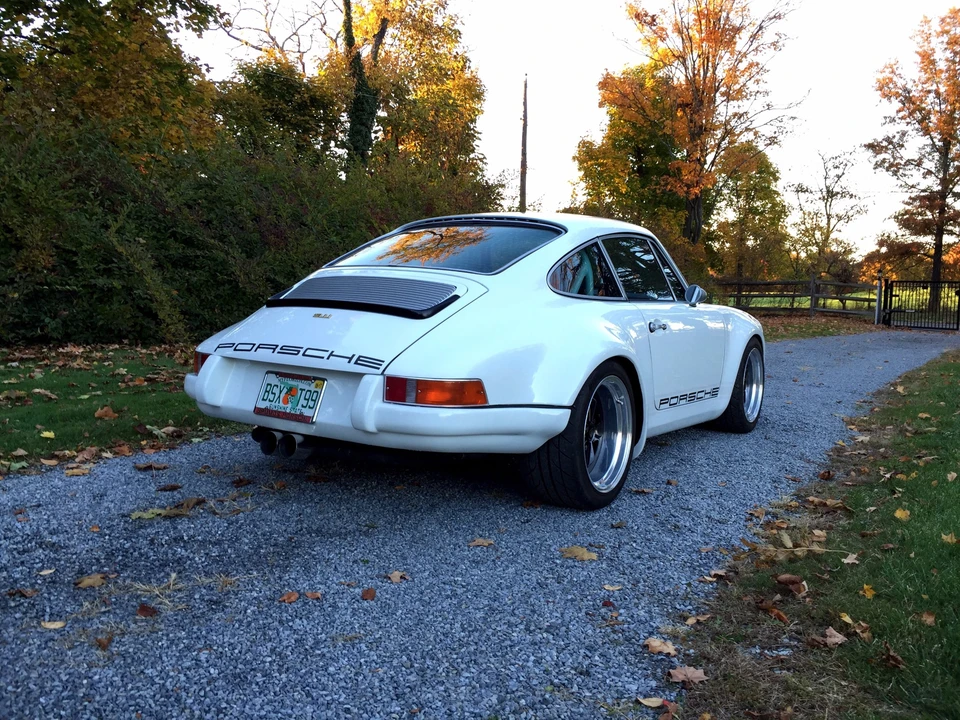1987 Porsche 911 Carrera 3.2 - Image 13 of 31