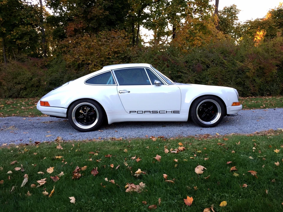 1987 Porsche 911 Carrera 3.2 - Image 17 of 31