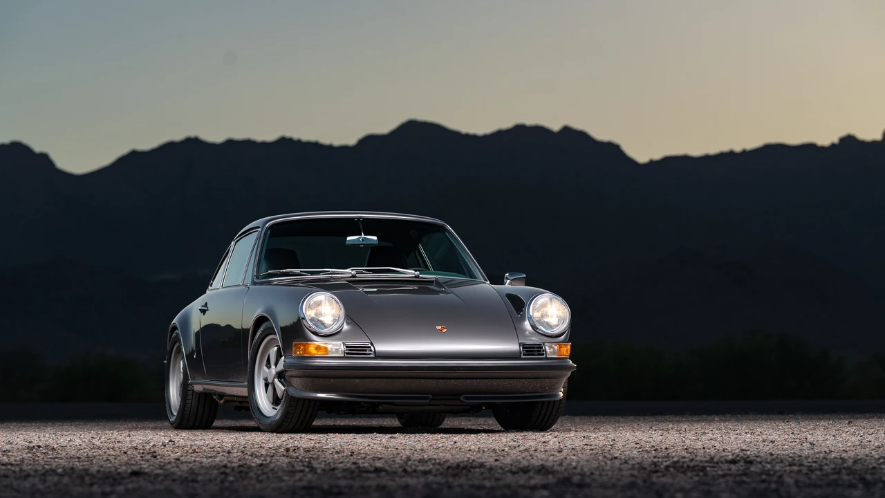 1988 Porsche 911 Carrera 3.2 - Image 12 of 31