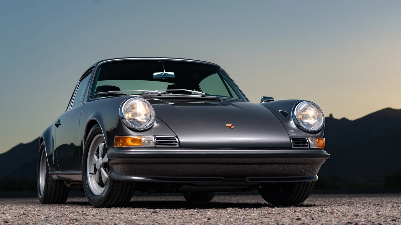 1988 Porsche 911 Carrera 3.2 - Image 13 of 31