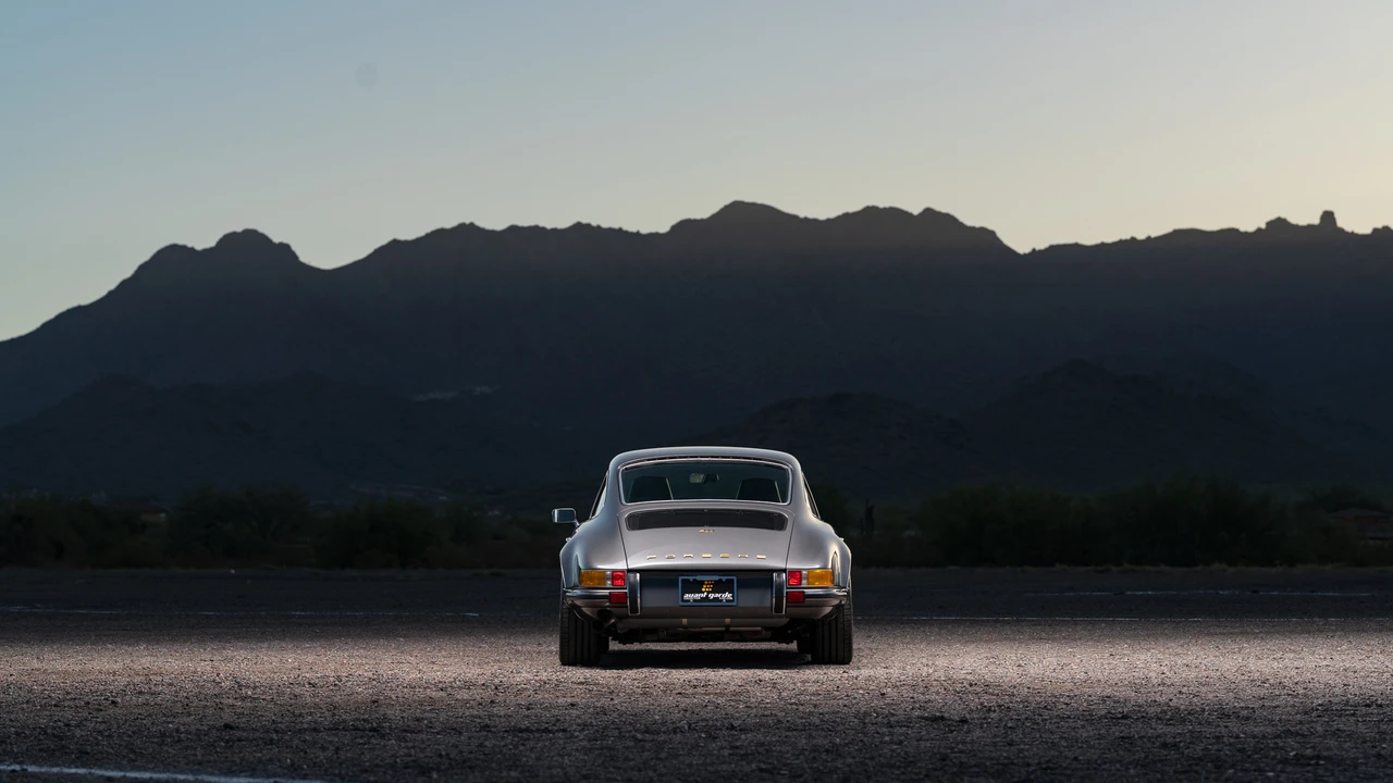 1988 Porsche 911 Carrera 3.2 - Image 23 of 31