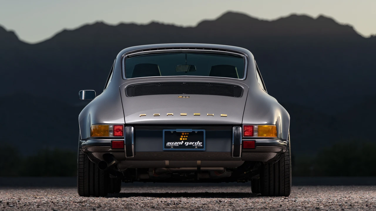 1988 Porsche 911 Carrera 3.2 - Image 25 of 31
