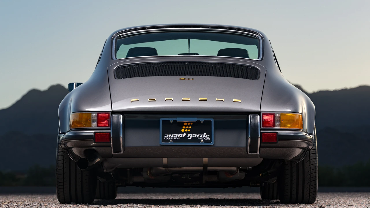 1988 Porsche 911 Carrera 3.2 - Image 26 of 31