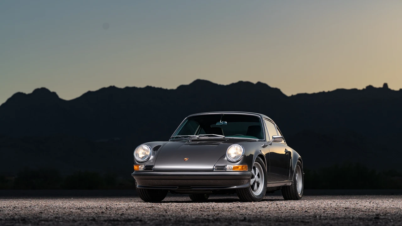 1988 Porsche 911 Carrera 3.2 - Image 5 of 31