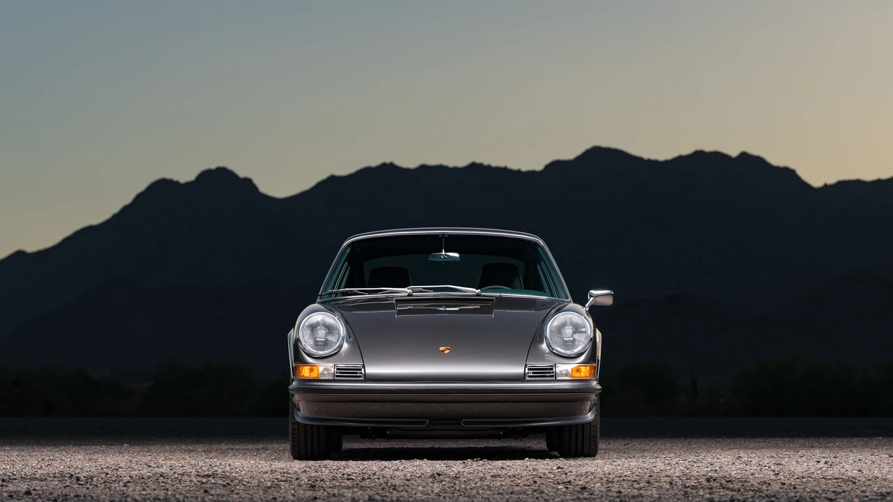 1988 Porsche 911 Carrera 3.2 - Image 8 of 31
