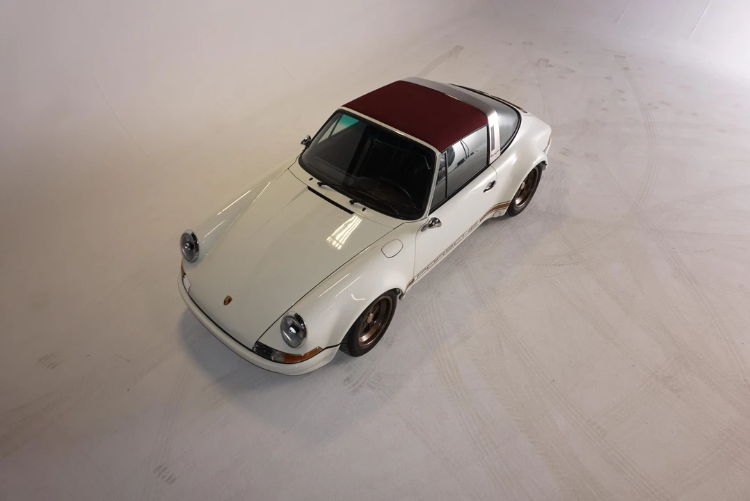 1988 Porsche 911 Carrera 3.2 - Image 9 of 31