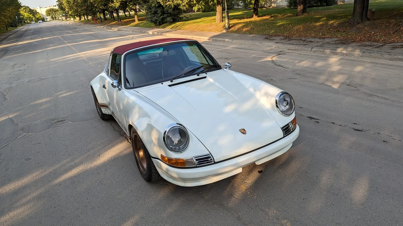 1988 Porsche 911 Carrera 3.2 - Image 23 of 31