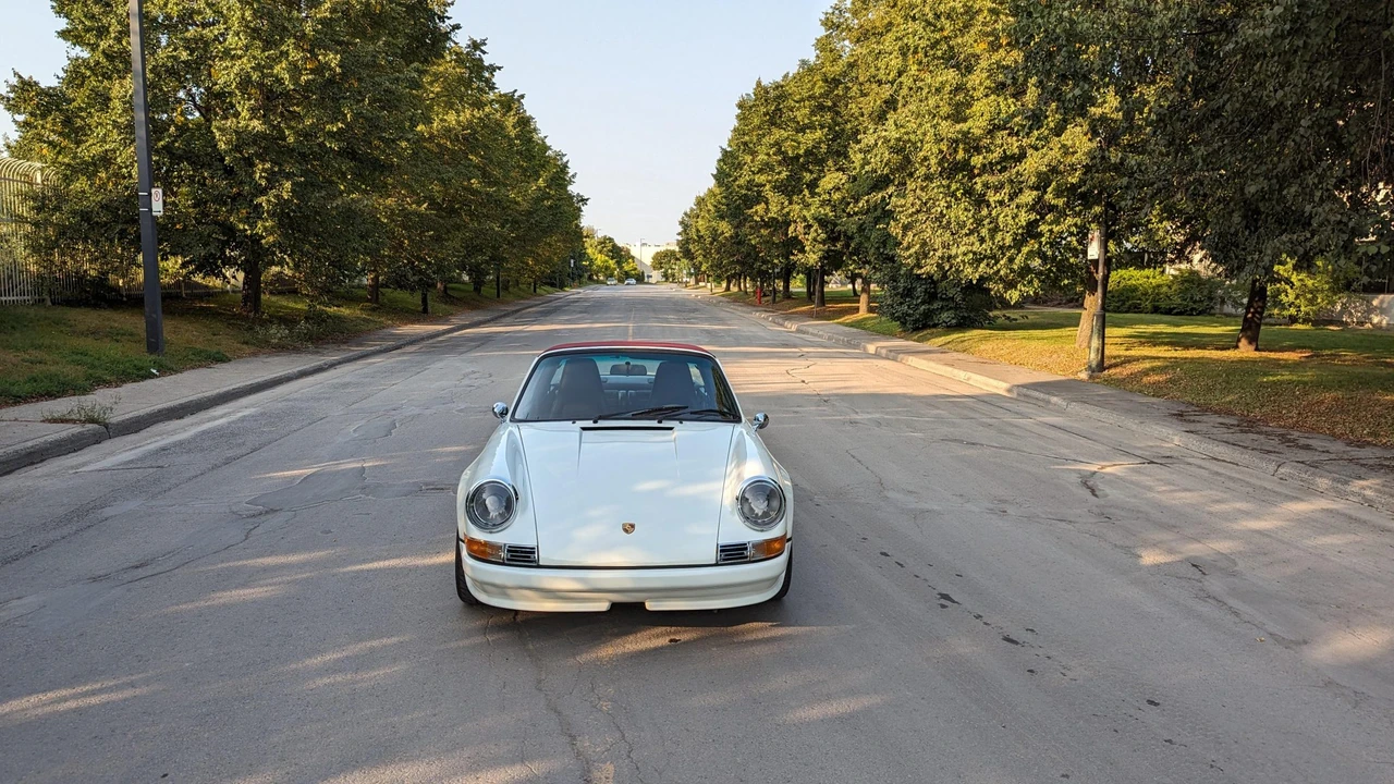 1988 Porsche 911 Carrera 3.2 - Image 13 of 31