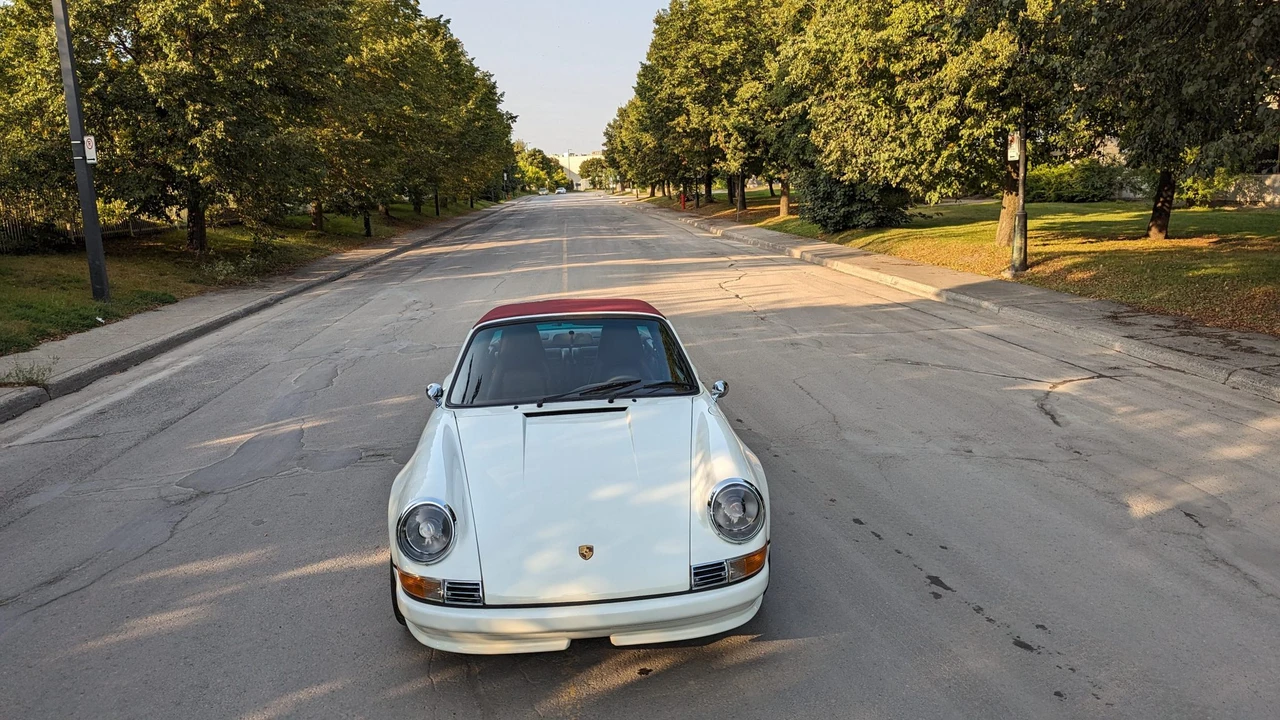 1988 Porsche 911 Carrera 3.2 - Image 18 of 31