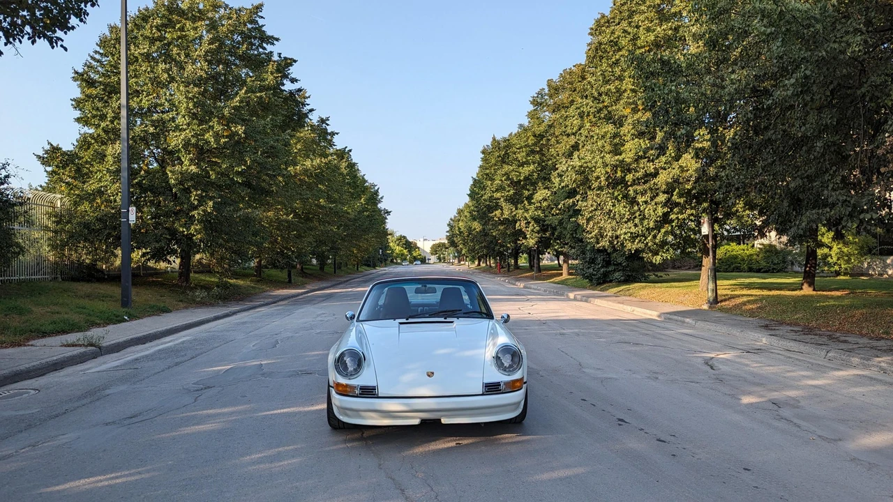 1988 Porsche 911 Carrera 3.2 - Image 19 of 31