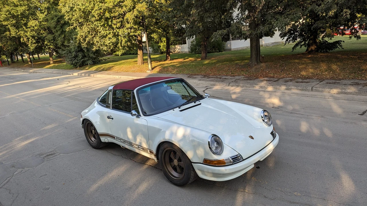 1988 Porsche 911 Carrera 3.2 - Image 26 of 31