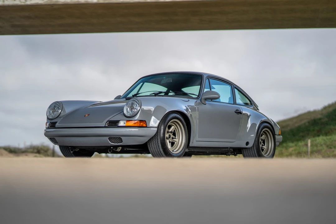 1989 Porsche 911 Carrera 3.2 - Image 2 of 31