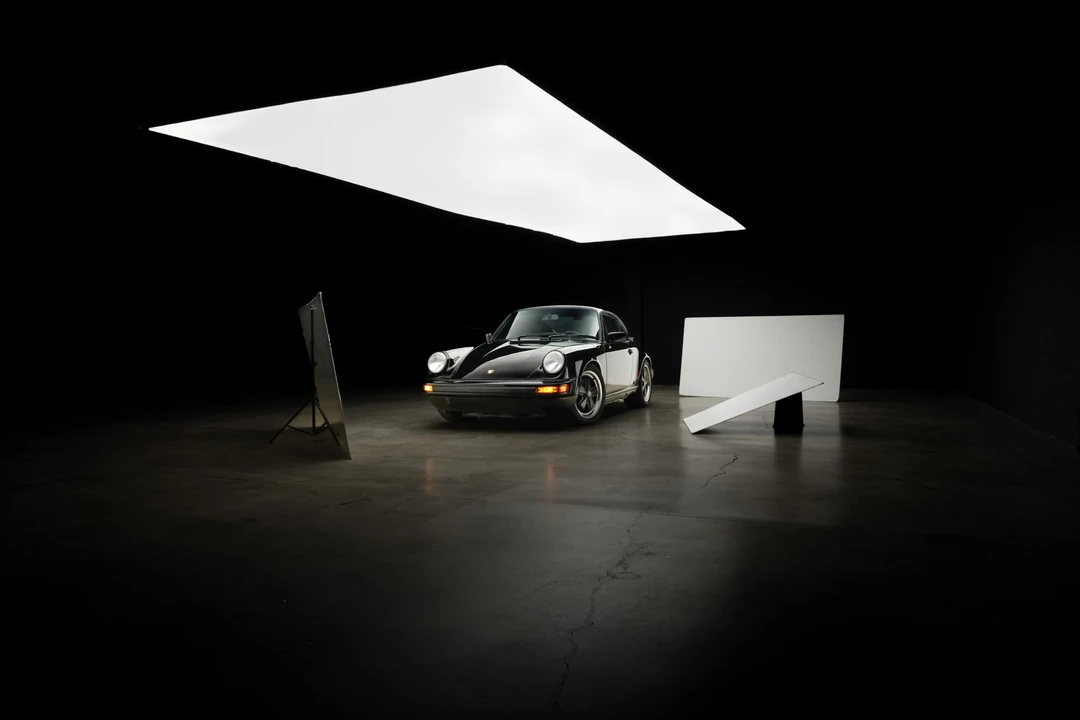 1989 Porsche 964 Carrera 4 - Image 8 of 31