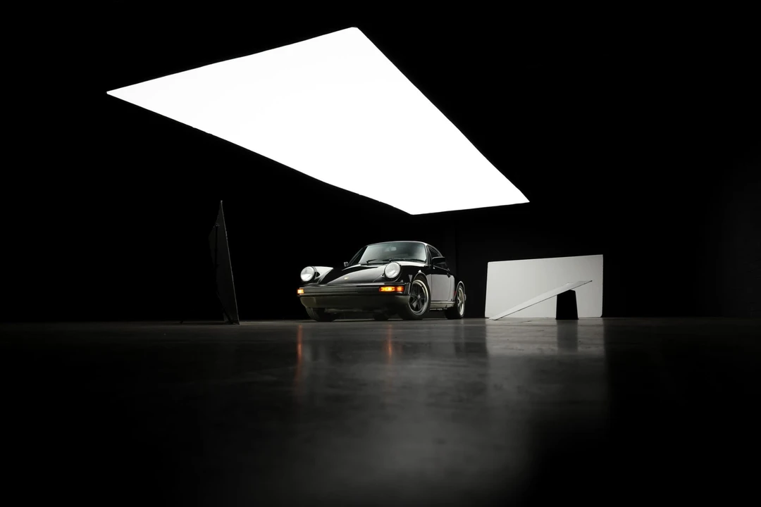 1989 Porsche 964 Carrera 4 - Image 7 of 31