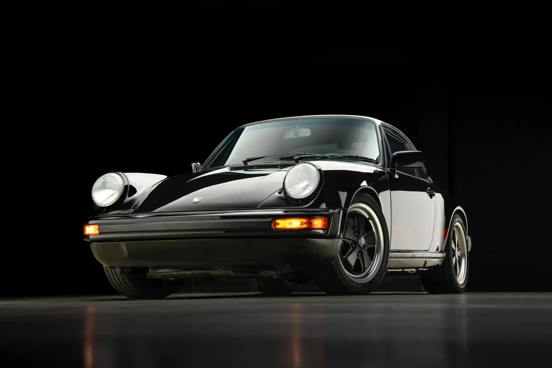 1989 Porsche 964 Carrera 4 - Image 6 of 31
