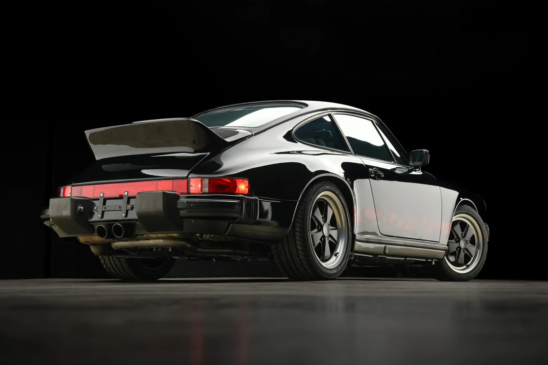 1989 Porsche 964 Carrera 4 - Image 27 of 31