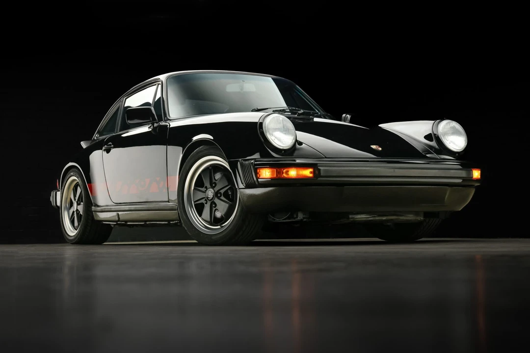 1989 Porsche 964 Carrera 4 - Image 15 of 31