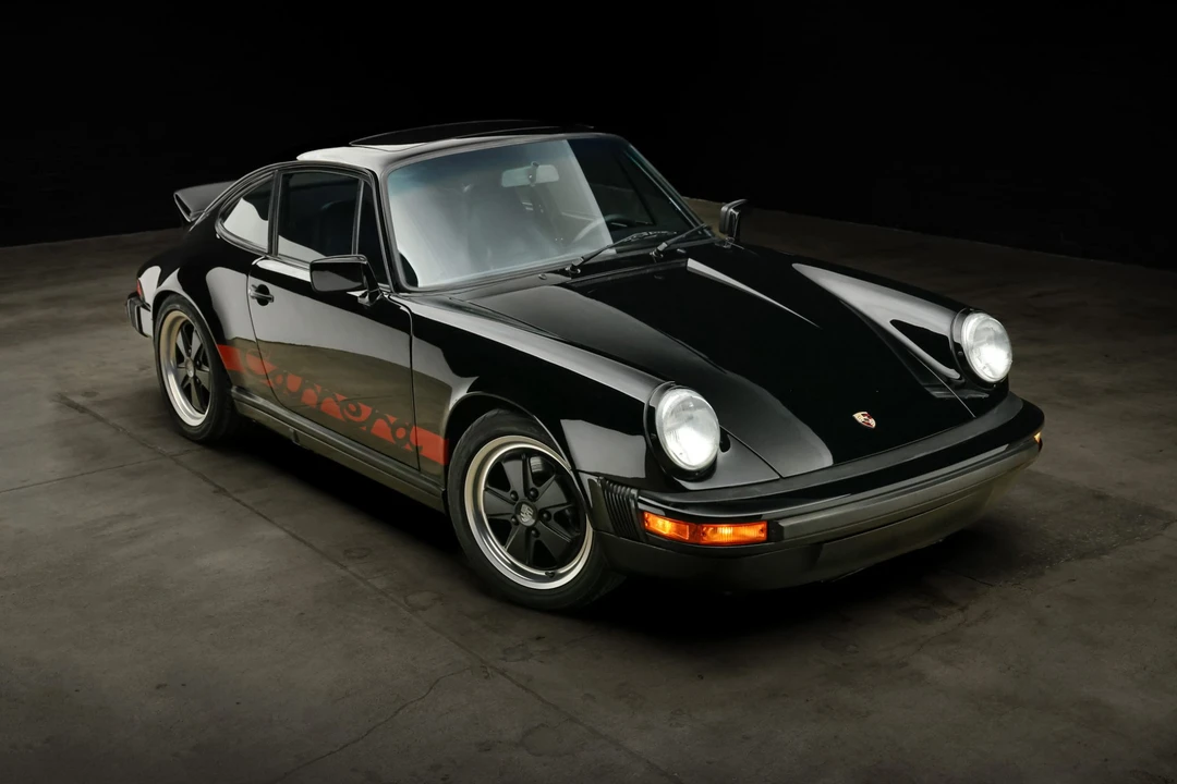 1989 Porsche 964 Carrera 4 - Image 13 of 31