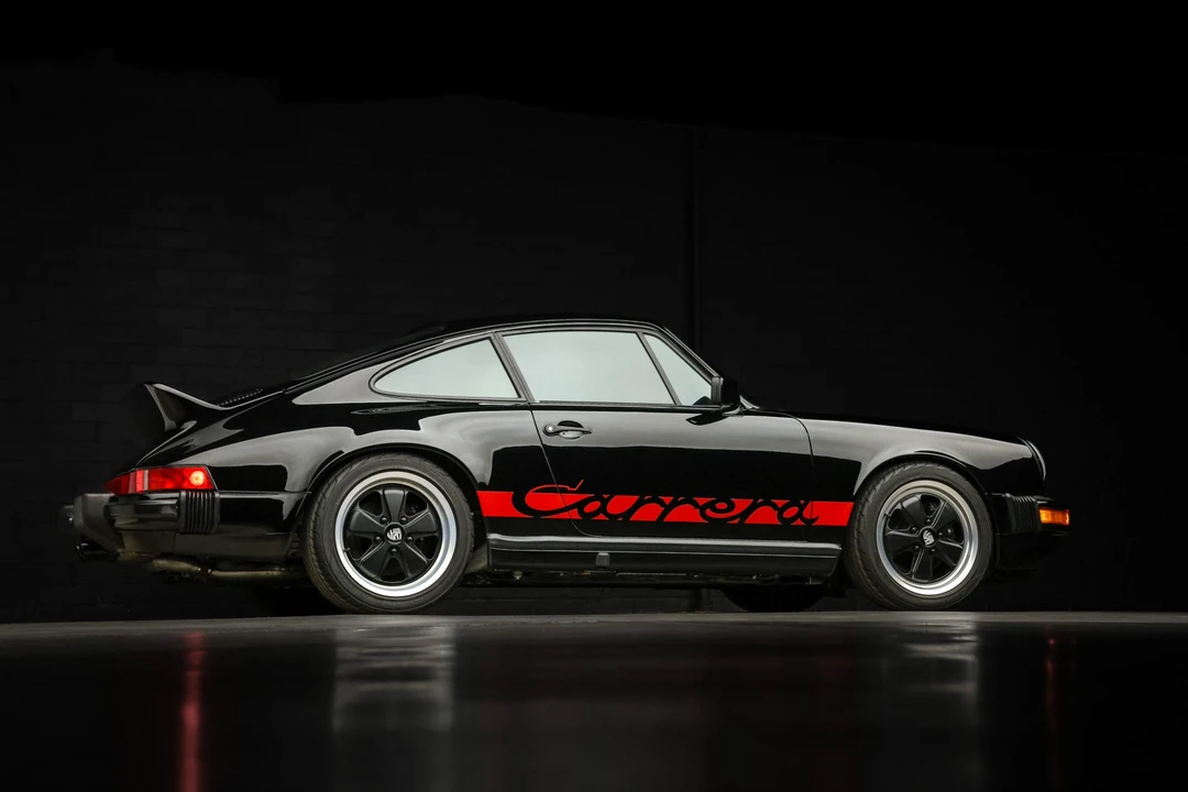 1989 Porsche 964 Carrera 4 - Image 23 of 31