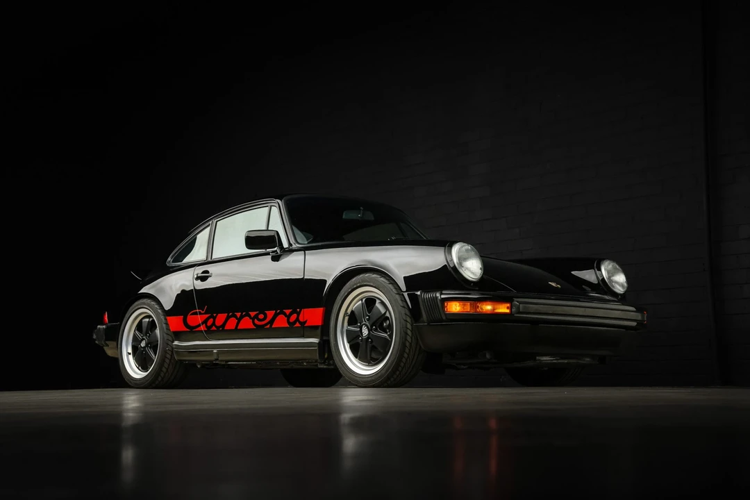 1989 Porsche 964 Carrera 4 - Image 17 of 31