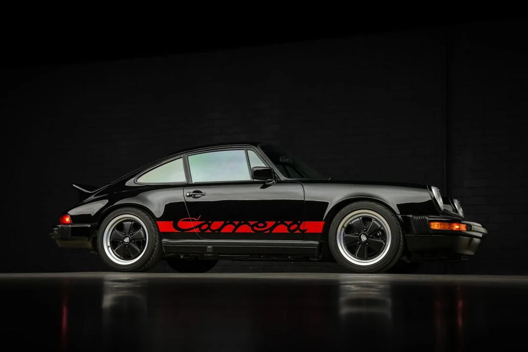 1989 Porsche 964 Carrera 4 - Image 22 of 31