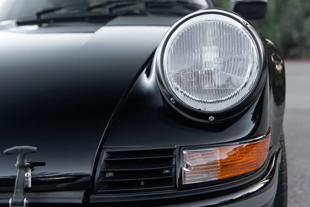 1989 Porsche 911 Carrera 3.2 - Image 18 of 31