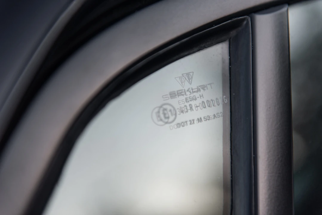 1989 Porsche 911 Carrera 3.2 - Image 27 of 31