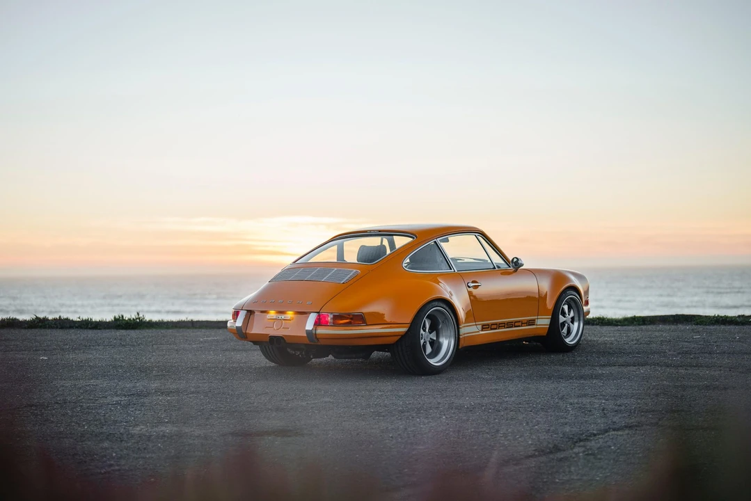 1990 Porsche 964 Carrera - Image 24 of 31