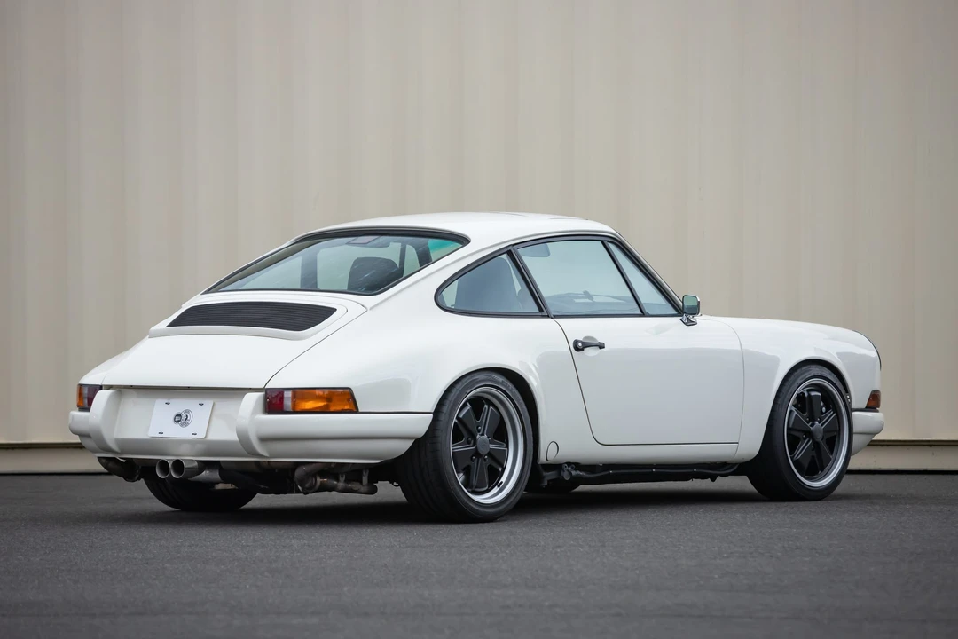 1990 Porsche 964 Carrera - Image 17 of 31