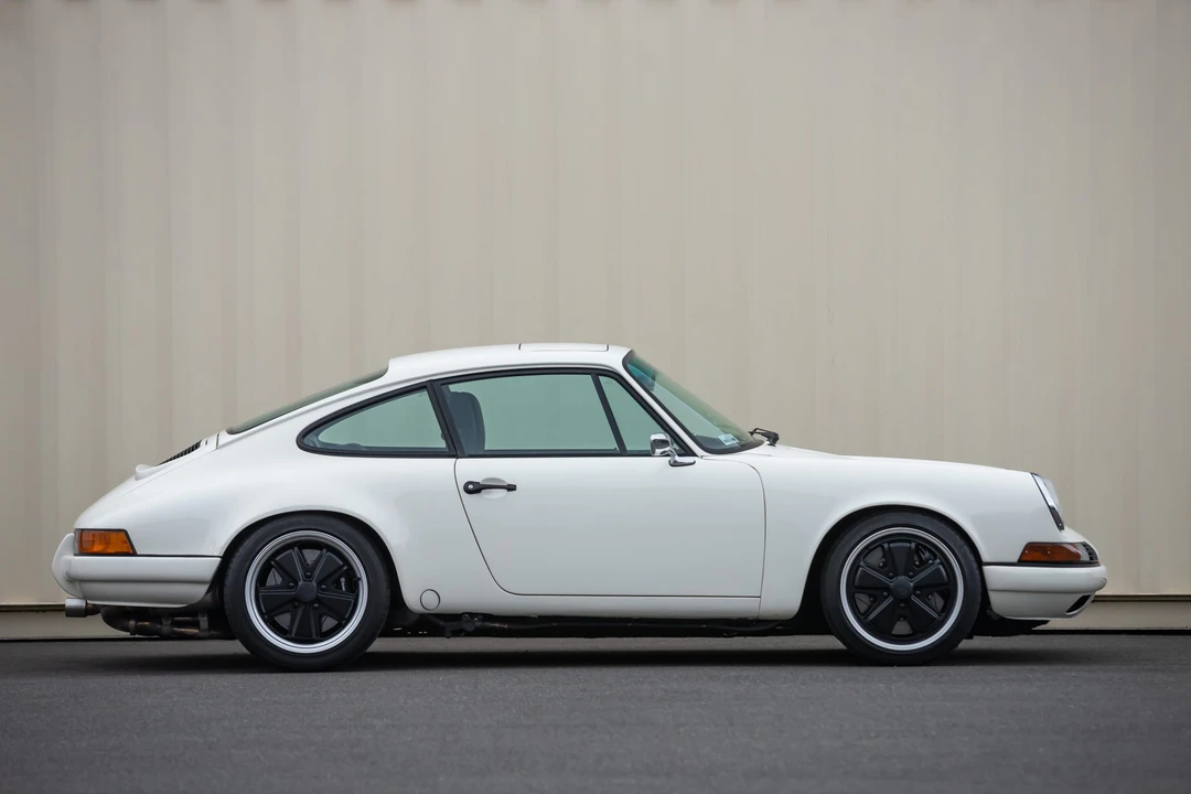 1990 Porsche 964 Carrera - Image 16 of 31