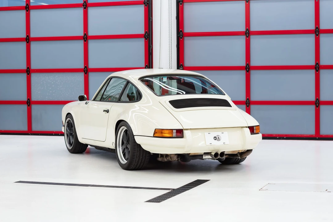 1990 Porsche 964 Carrera - Image 9 of 31