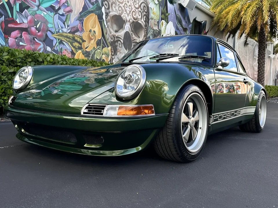 1990 Porsche 964 Carrera 4 - Image 2 of 6