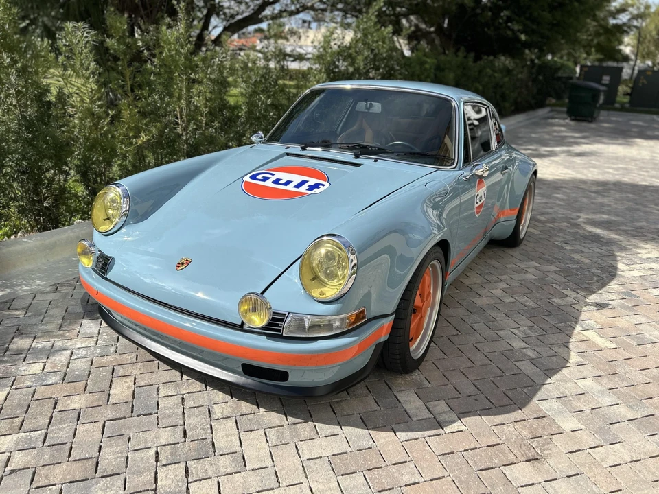 1994 Porsche 964 Carrera 4 - Image 2 of 31