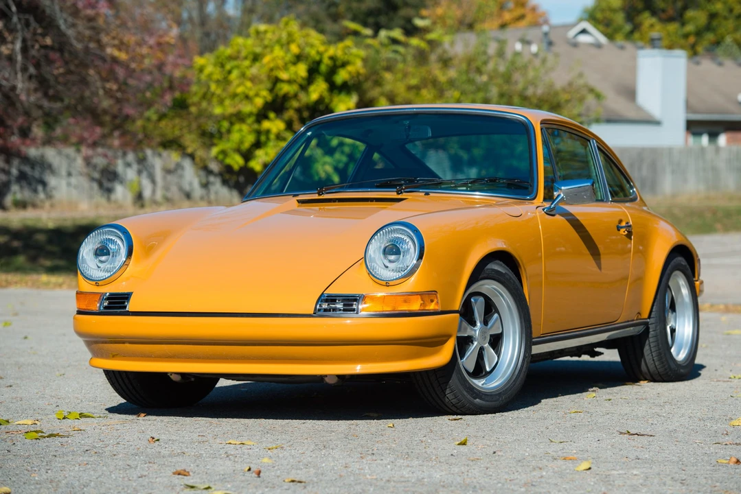 1987 Porsche 911 Carrera 3.2 - Image 2 of 31