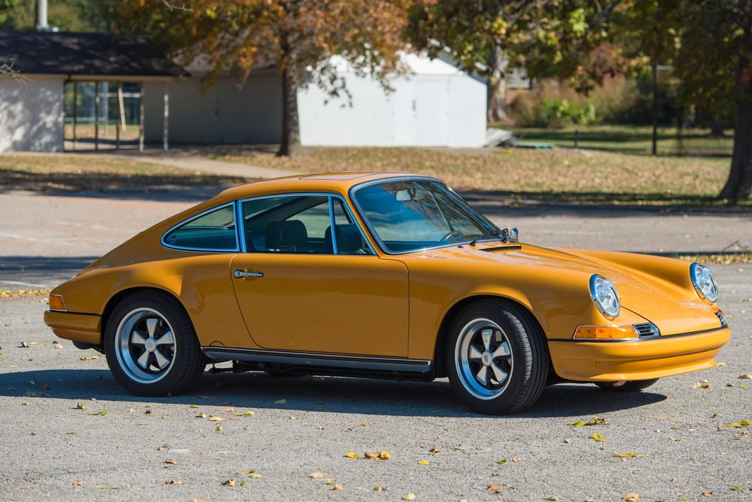1987 Porsche 911 Carrera 3.2 - Image 11 of 31