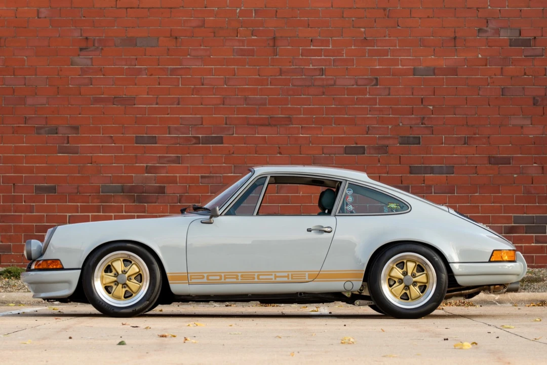 Porsche 911 Carrera SC - Image 9 of 31