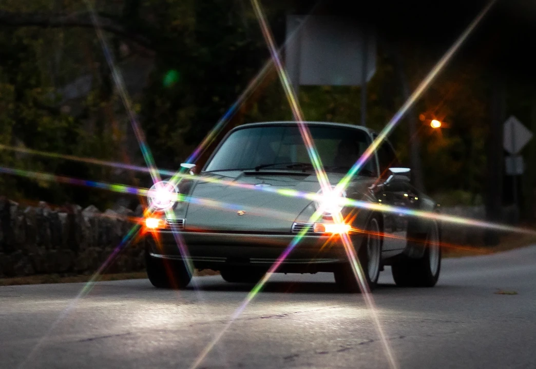 1988 Porsche 911 Carrera 3.2 - Image 28 of 31
